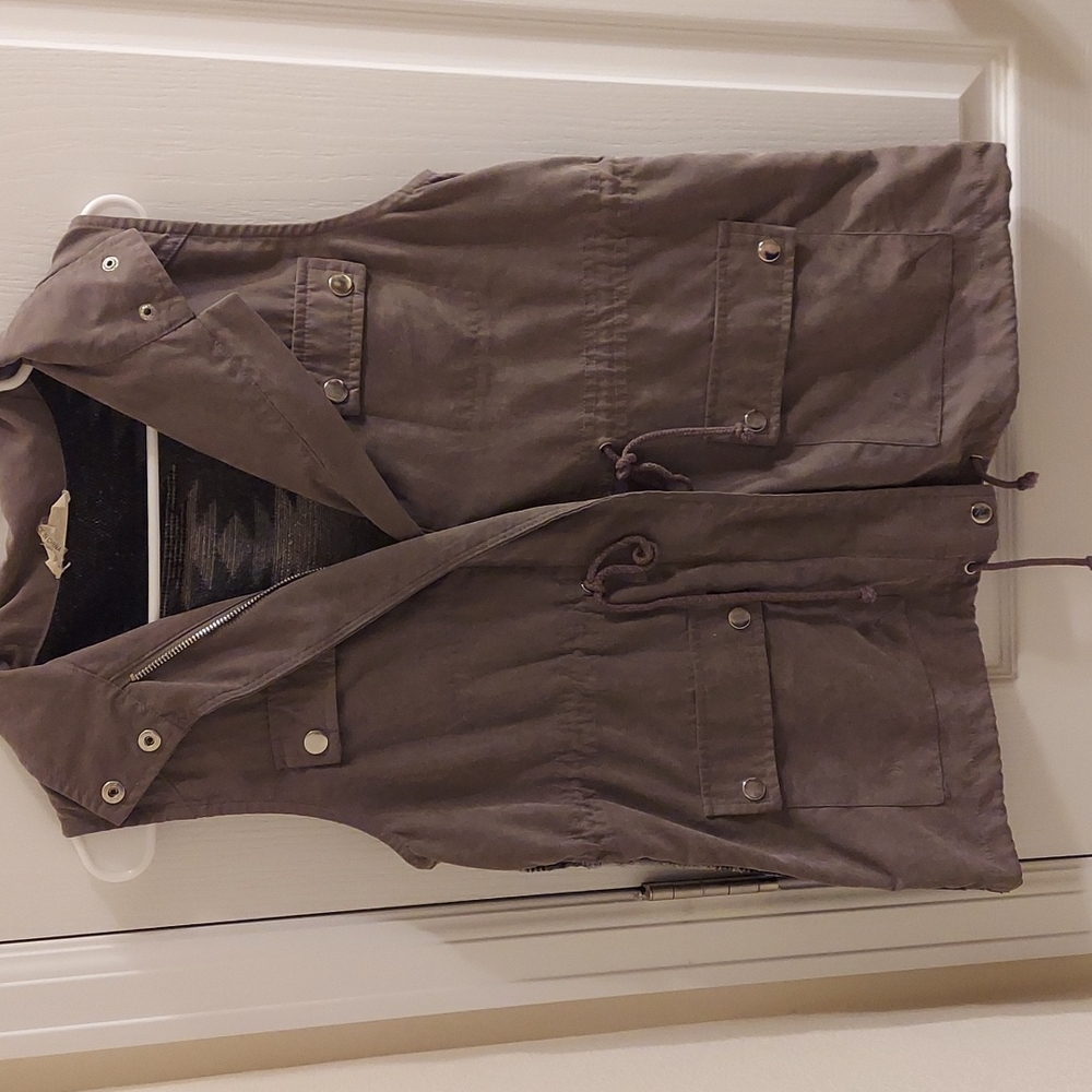 Entro Women's Southwestern Vest